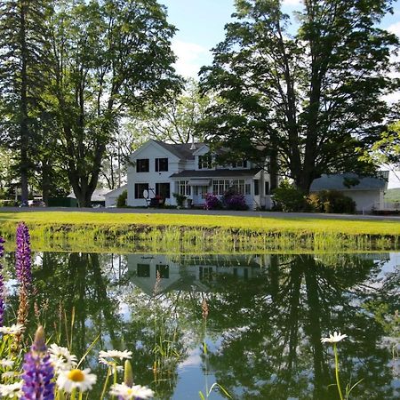 Enfield Manor Bed&Breakfast And Vacation Rental Newfield ภายนอก รูปภาพ