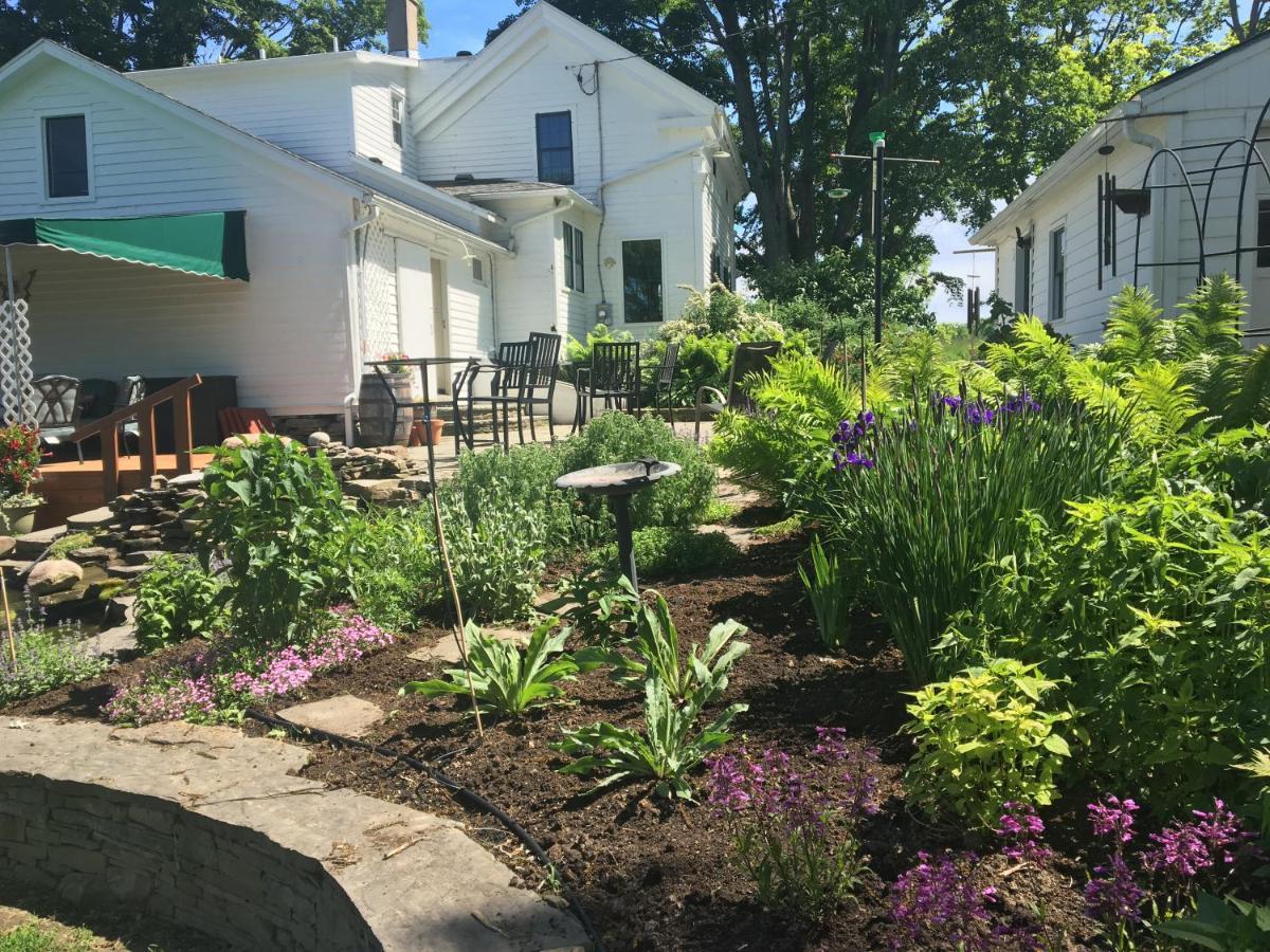 Enfield Manor Bed&Breakfast And Vacation Rental Newfield ภายนอก รูปภาพ