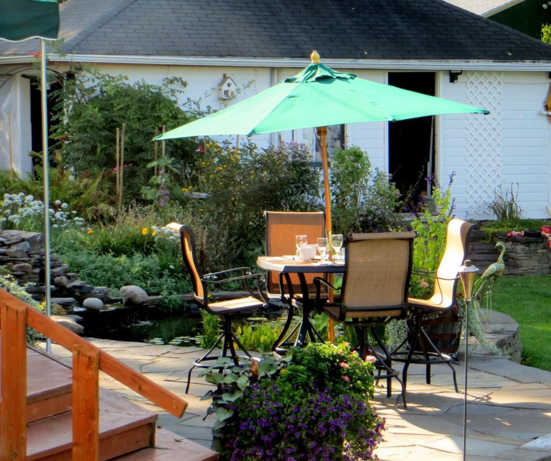 Enfield Manor Bed&Breakfast And Vacation Rental Newfield ภายนอก รูปภาพ